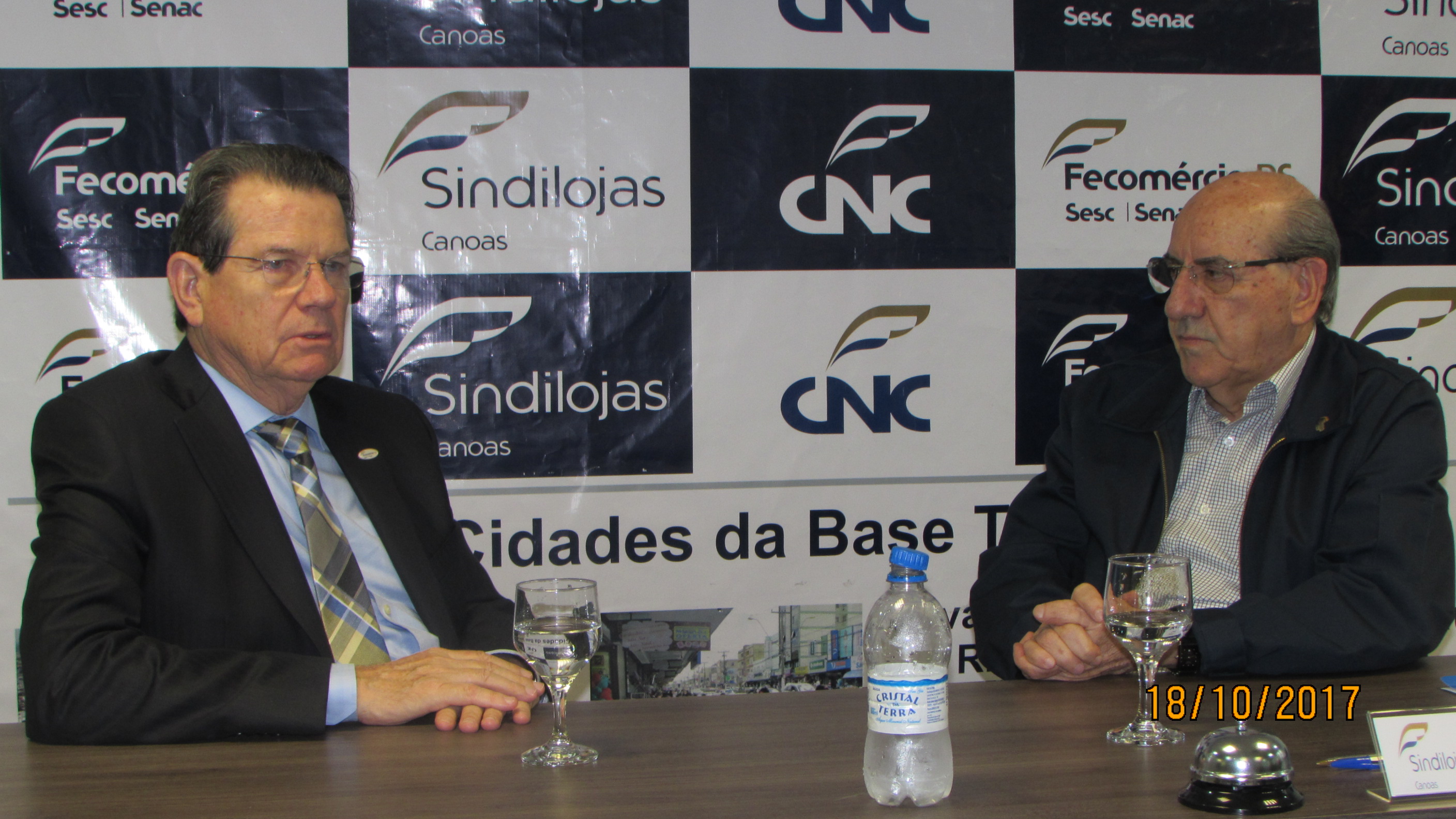 Presidente da Fecomércio RS, Luiz Carlos Bohn e presidente do Sindilojas Canoas, Denério Neumann