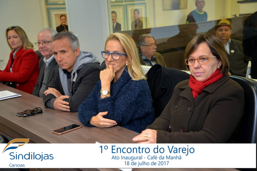 Convidados lotaram o Plenário Liberty Dick Conter no Sindilojas Canoas