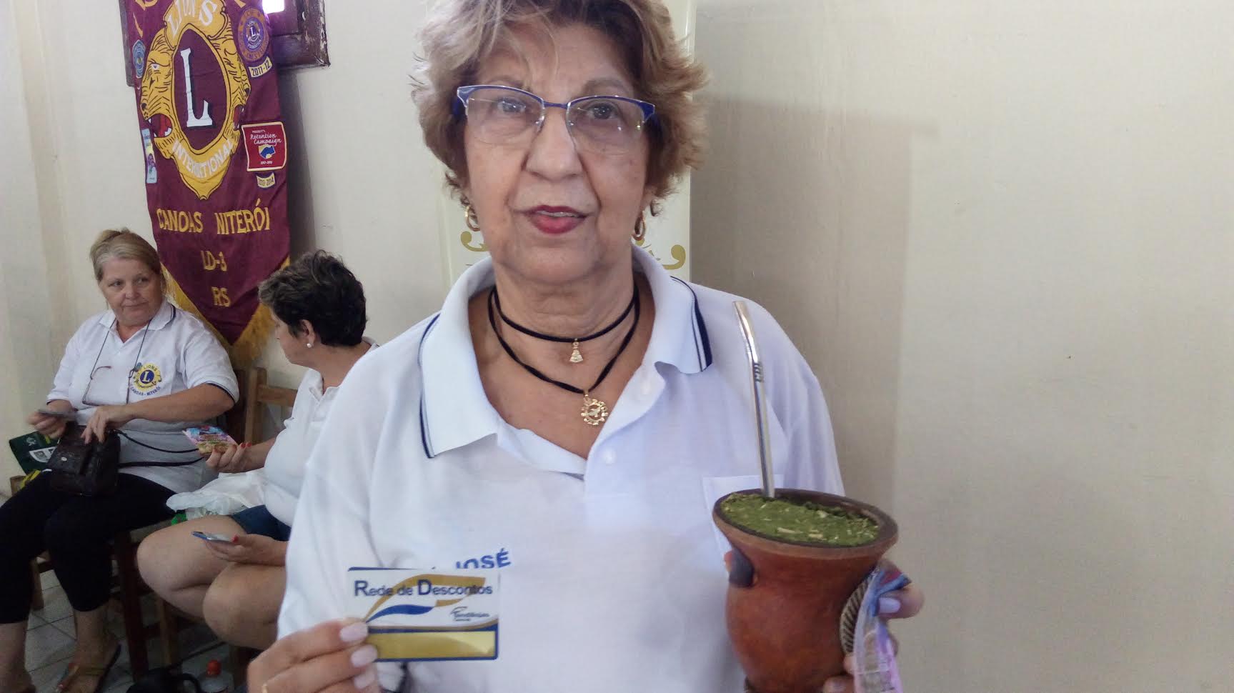 Maria Jose Rocho Silva participou como "brechó solidário do Lions"