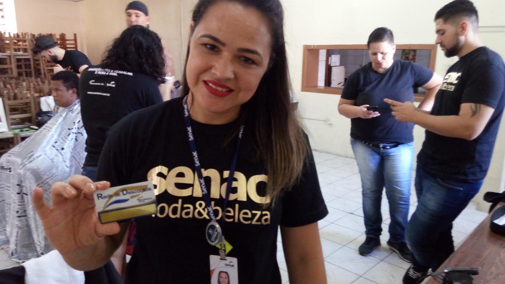 Senac Canoas marcou presença com corte de cabelo
